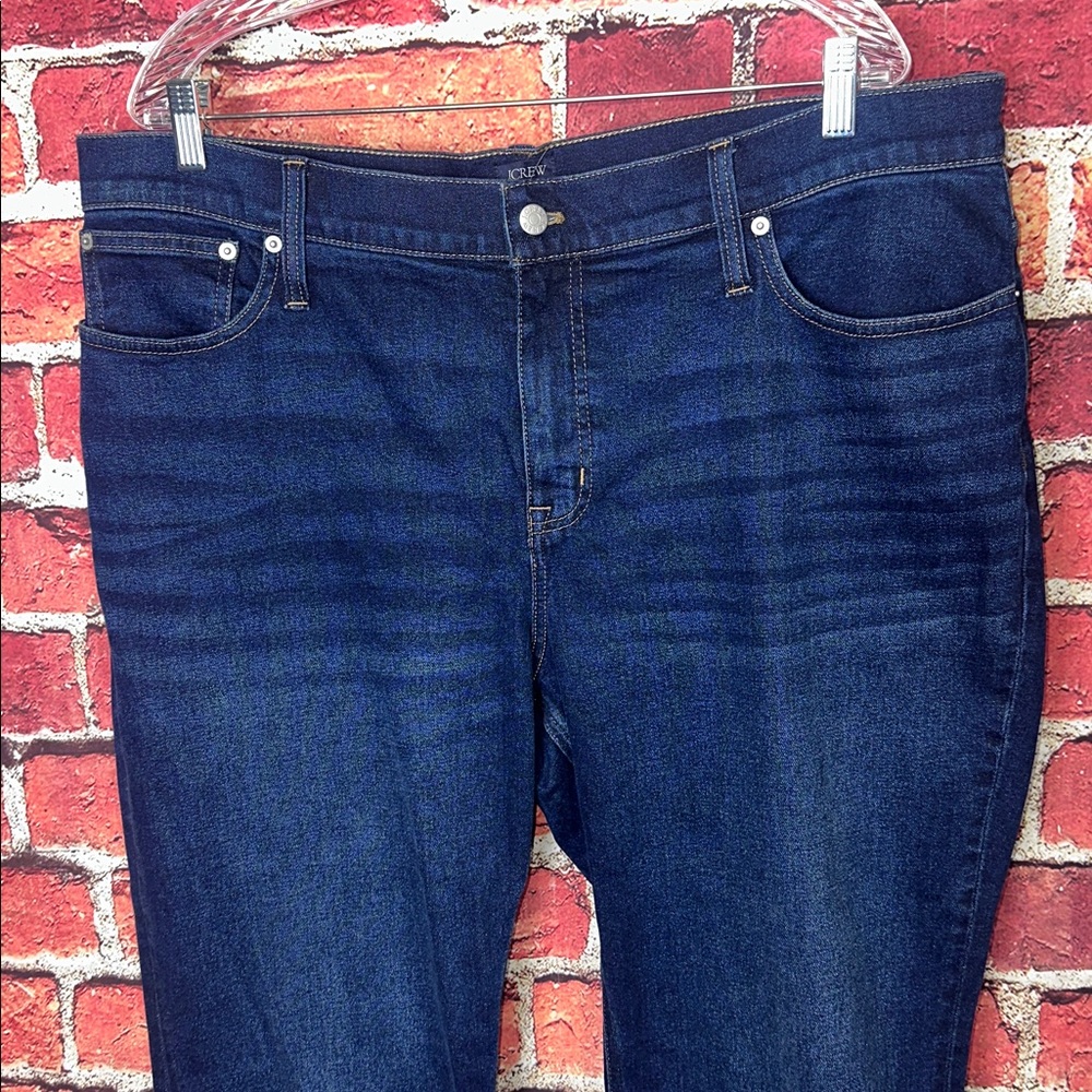 J. Crew Mid-rise flare crop jean in all-day stretch NWT size 35 US size 20 - Picture 5 of 15
